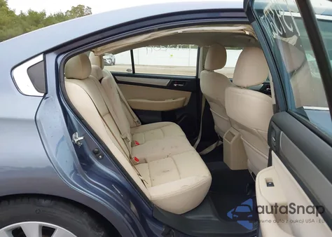 2015 Subaru Legacy 2.5I Premium z USA, uszkodzony, nr VIN 4S3BNBC64F3071487